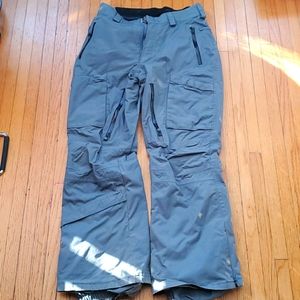 Powder room sz med snowpants